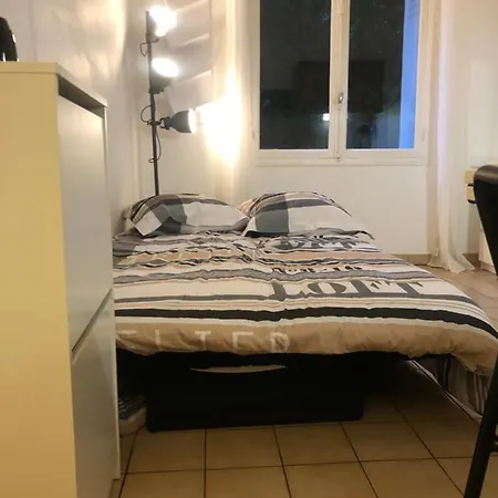 Studio Paris *